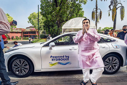 Automakers’ Green H2 Challenge