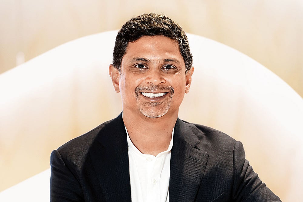 Outlook Description : Outlook Image