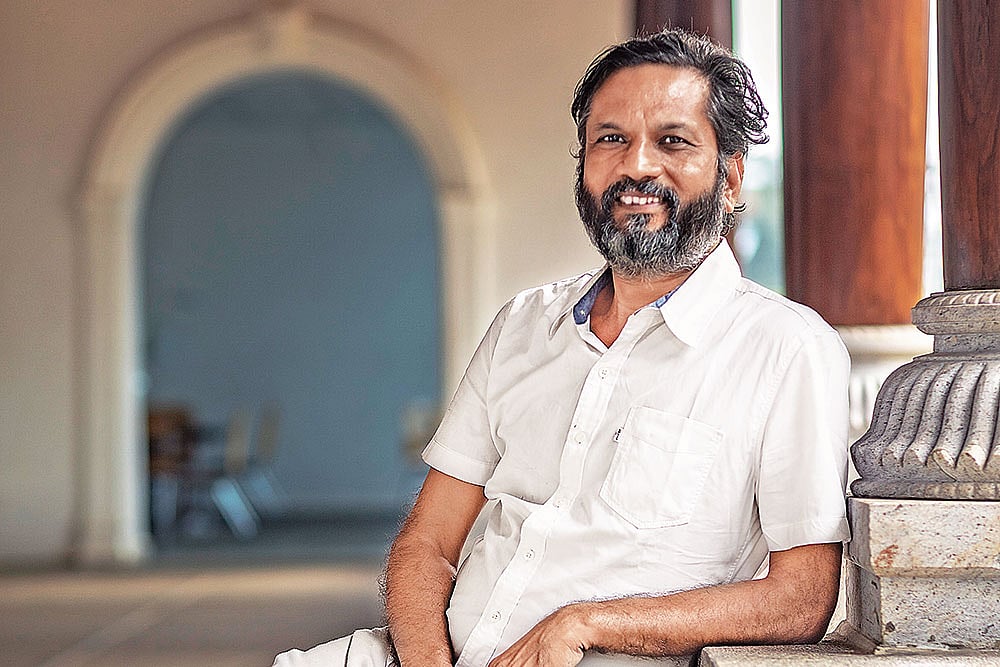 Outlook Description : Outlook Image