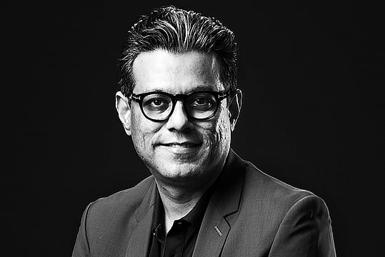 Decentralising Influence