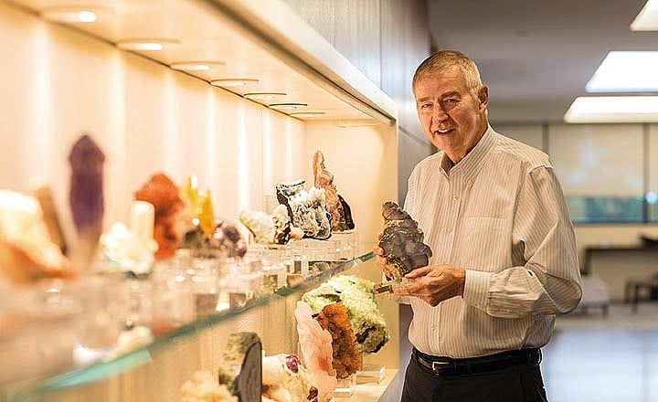 Outlook Description : Outlook Image