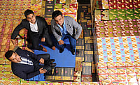 Unbox Happiness Outlook Description : Outlook Image
