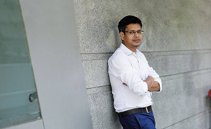 Outlook Description : Outlook Image