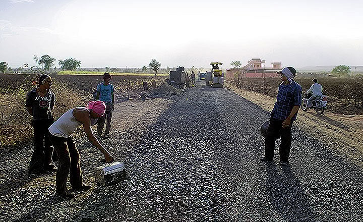 Outlook Description : Outlook Image