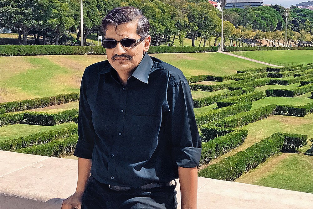 Outlook Description : Outlook Image