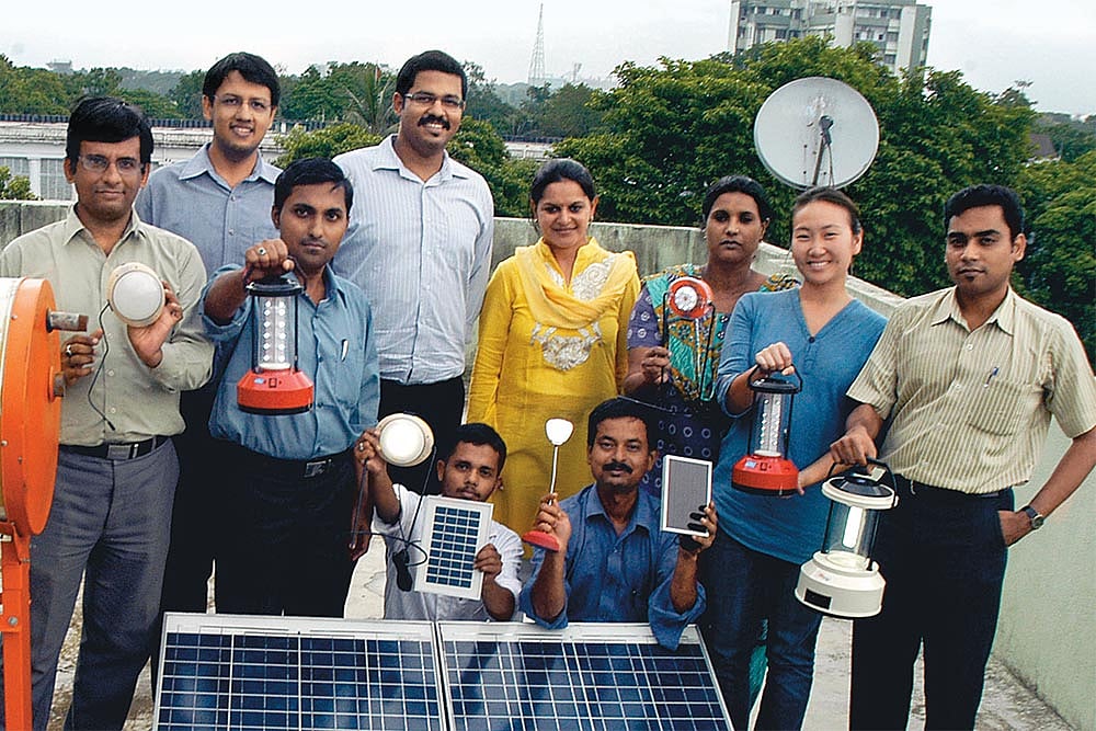 Outlook Description : Outlook Image