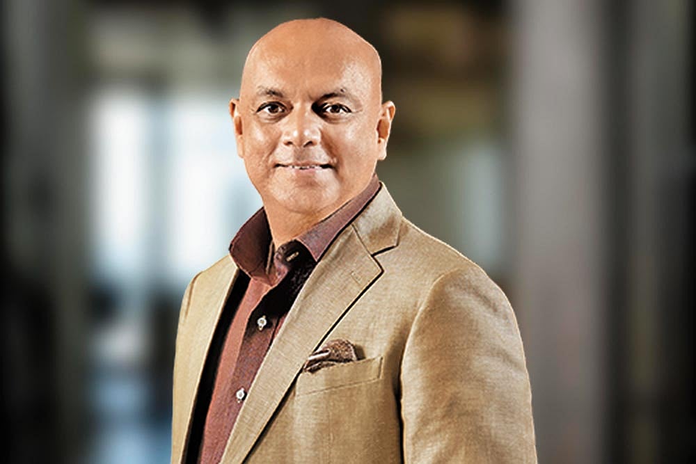 Outlook Description : Outlook Image