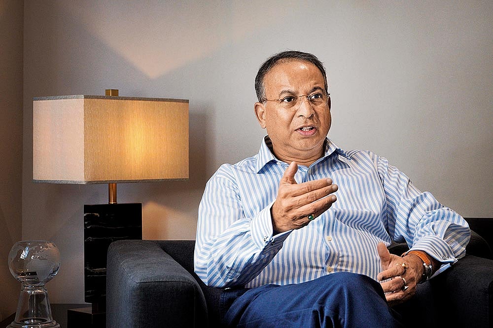 Outlook Description : Outlook Image