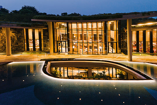 Realty Gets A Luxe Push