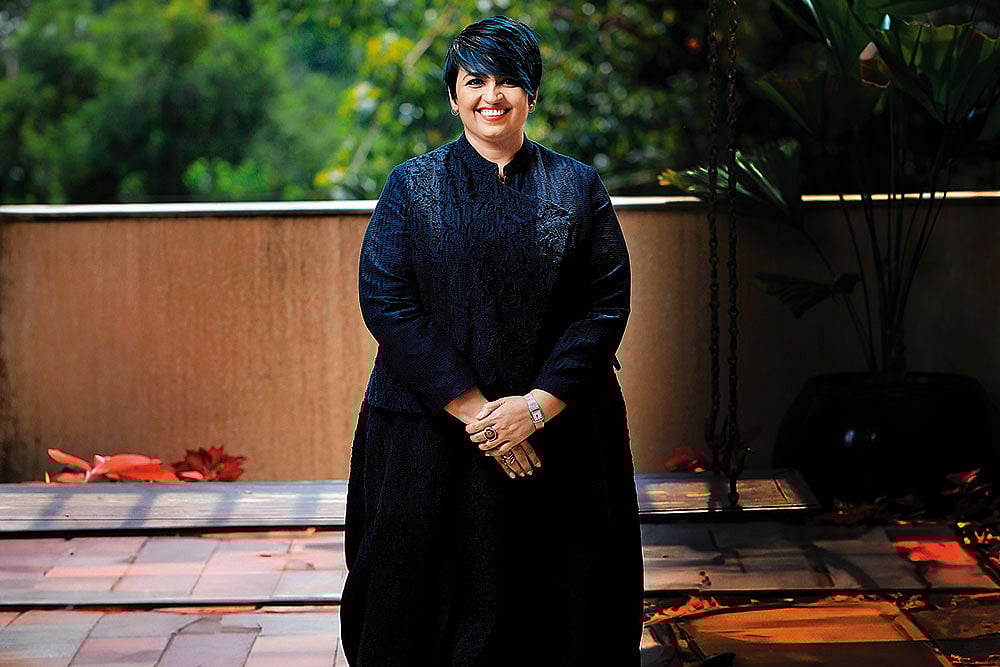 Outlook Description : Outlook Image