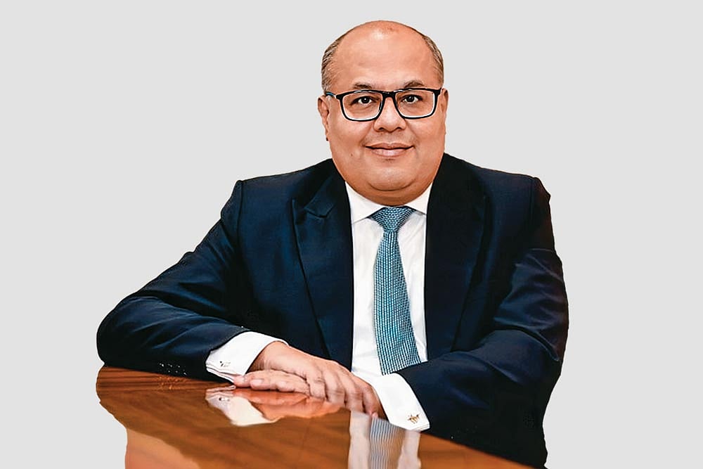 Outlook Description : Outlook Image