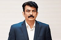 Remaking Of MakeMyTrip Outlook Description : Outlook Image