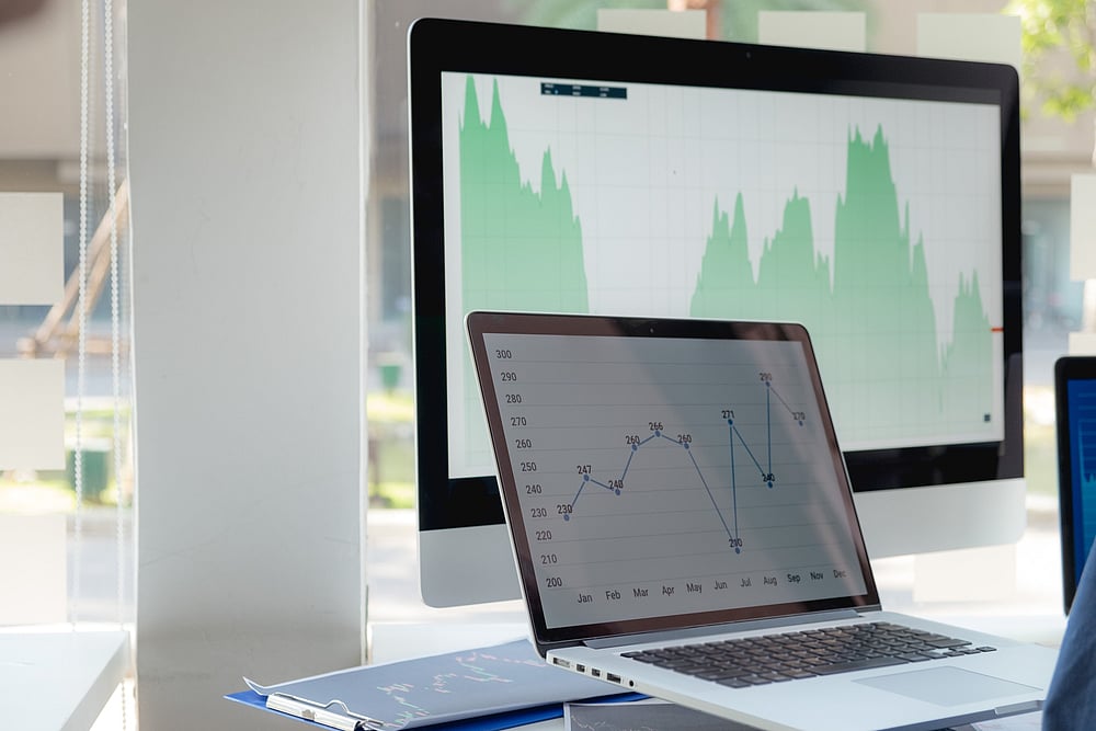 Equities Tumble Amid Global Sell-off As Fed Minutes Stoke Recovery Fears