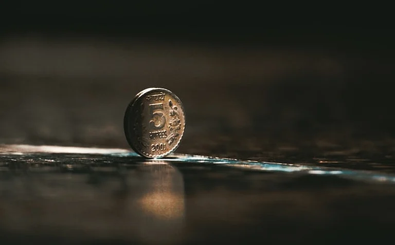 Rupee slips 6 paise to 96.31 against US dollar in early trade - null