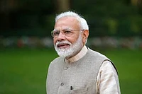 PM Pitches India As Investment Destination For Urbanisation, Mobility