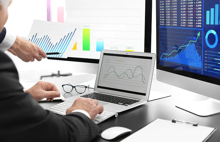 Discount Brokerages - null