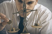 How to Avoid Reviewing Financial Portfolio Incorrectly How to Avoid Reviewing Financial Portfolio Incorrectly