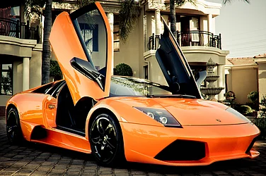 Lamborghini Launches Huracán EVO Rear-Wheel Drive Spyder for Rs 3.54 Cr