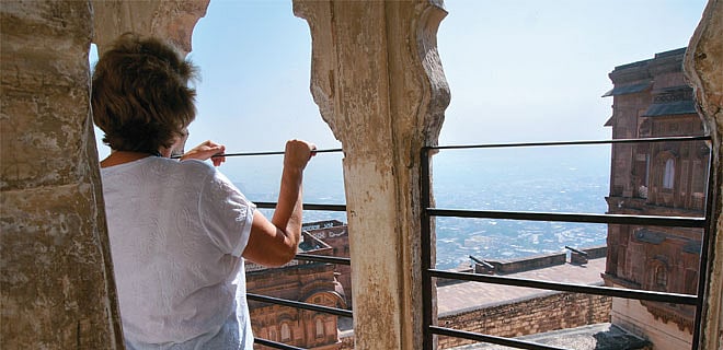 Travelling women folk