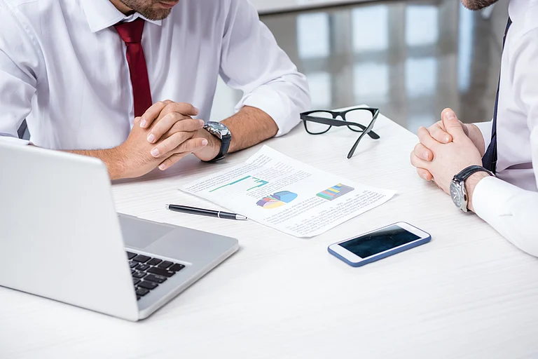 Scindia Sets One-Week Deadline For India Post To Adopt Dot's Pension Portal - null