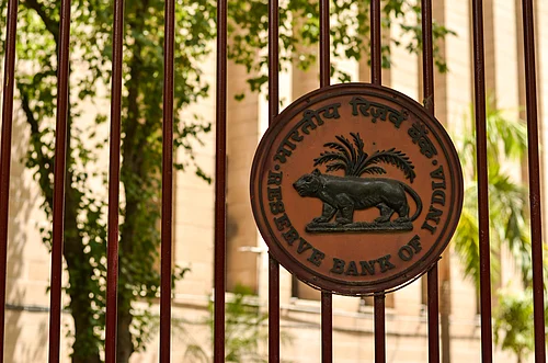 RBI Transfers Record ₹2.86 Lakh Cr Surplus To Centre Amid Fiscal Pressure