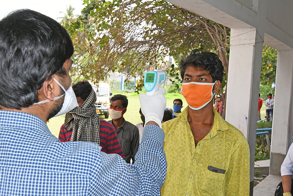 Govt Exempts Customs Duty on Covid Vaccine, Life-Saving Drug, Oxygen & Related Equipment Imports