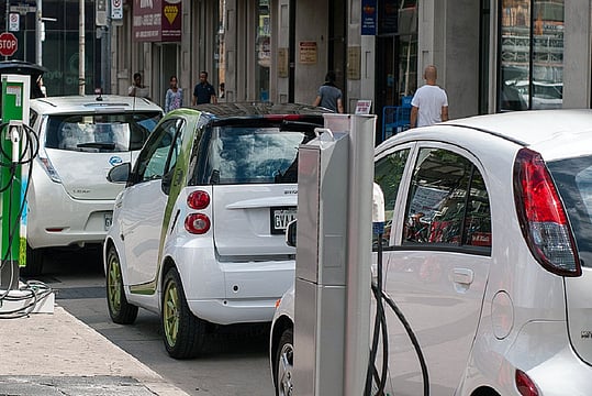 Electric Vehicle Manufacturers Welcome Continuation Of Import Sops