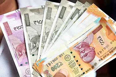 ₹1,500 a Month: How Cash Transfer Schemes Are Driving Consumption and Debt
