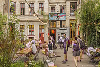 The World’s Affluent Must Start Eating Local Food To Tackle The Climate Crisis: New Research The World’s Affluent Must Start Eating Local Food To Tackle The Climate Crisis: New Research