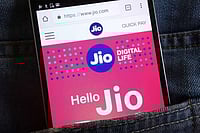 Will Jio Be The Biggest Beneficiary If Government Bans Chinese Smartphones Below Rs 12,000?