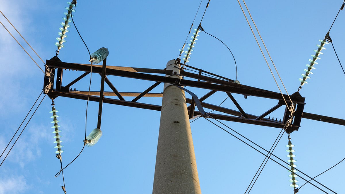 Total dues in February 2022 declined from Rs 1,16,834 crore in January 2022.  