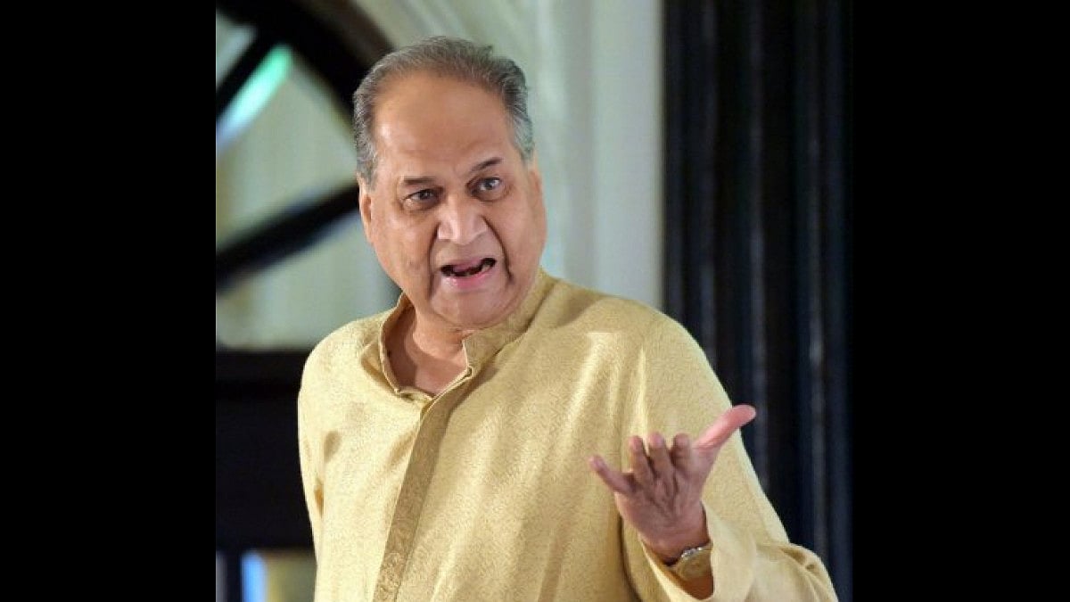 Condolence Messages Pour In For Rahul Bajaj From Business, Political Leaders