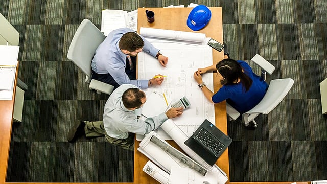 Senior Executives To See Average Pay Hike Of 9.1% In 2023: Study