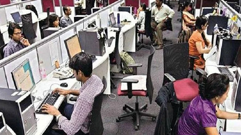 Employment Increases 36% to 64.33 Crore in Last Ten Years: Mansukh Mandaviya - null