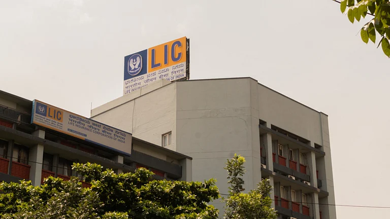 LIC issued approximately 21 million individual policies in FY 2021. - null