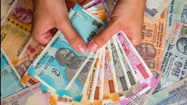 Rupee Plummets 102 Paise To Close At 75.63 Per US Dollar As Russia Invades Ukraine