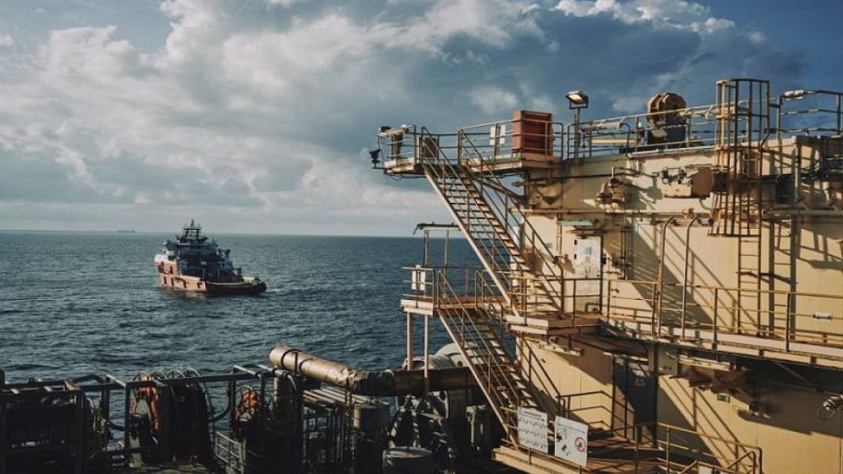 The Indian government has paid Cairn Energy Plc Rs 7,900 crore to settle retro tax disputes. 