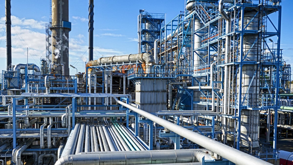 Russia accounts for more than 30% of Europe’s gas. 