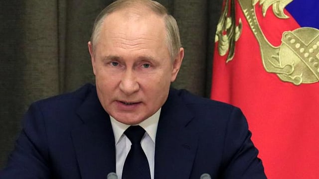 From Machinery to Electronics, Russia’s Job Sector Now Open for Indians: Check Work Visa Options