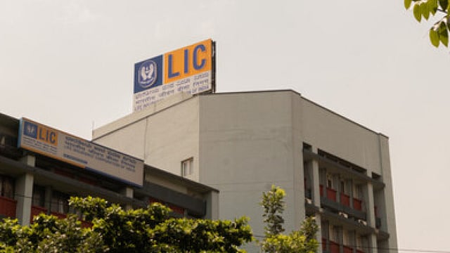 Government May Defer LIC IPO To Next Fiscal Amid Russia-Ukraine Conflict, Say Experts