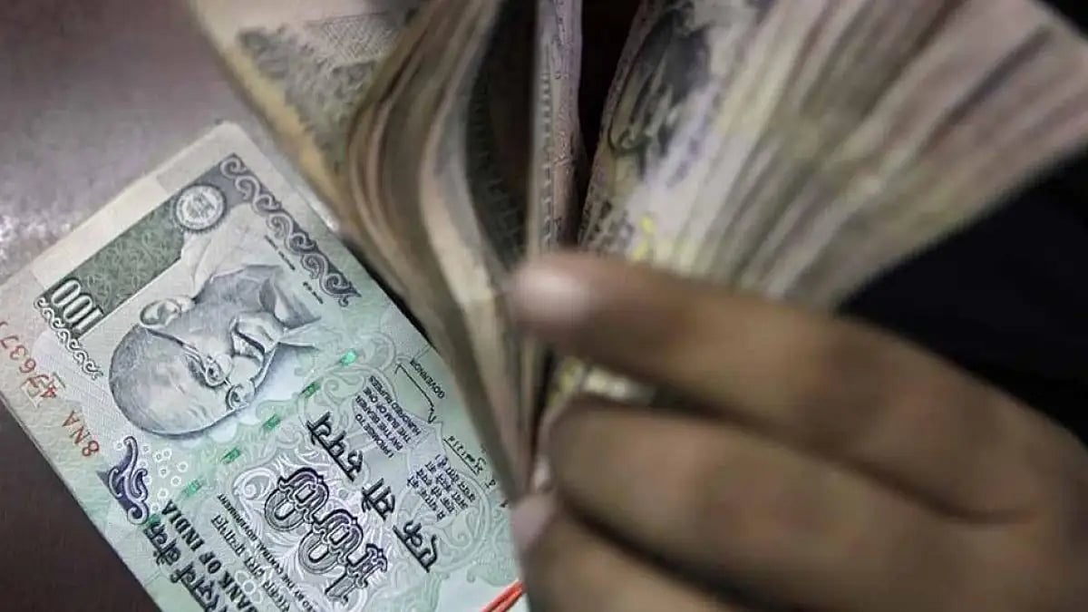 Govt Keeps Interest Rates Unchanged On Small Savings Schemes For September Quarter