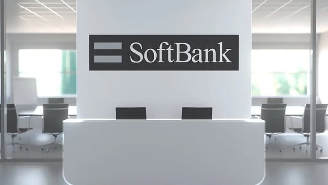 Softbank Eyes $150 Million Delhivery Stake Sell-Off, As Per Reports