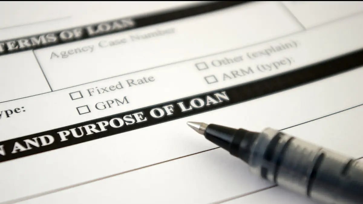 New Delhi, Mumbai Dominate Travel Loan Applications; Women On A Travel Spree