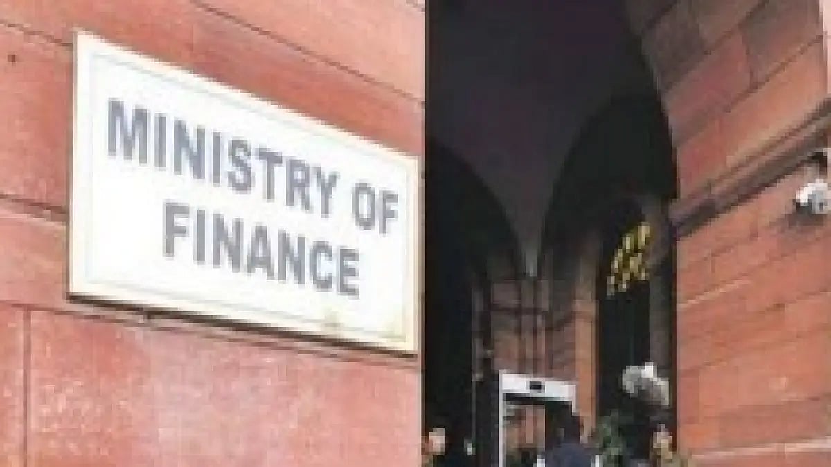 DA for government employees increased by 3%.