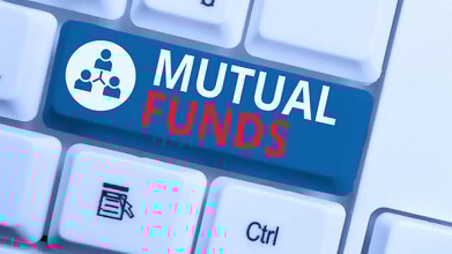 Equity Mutual Funds See Rs 1.64 Lakh Crore Net Inflow In FY22 On Strong SIP Book 