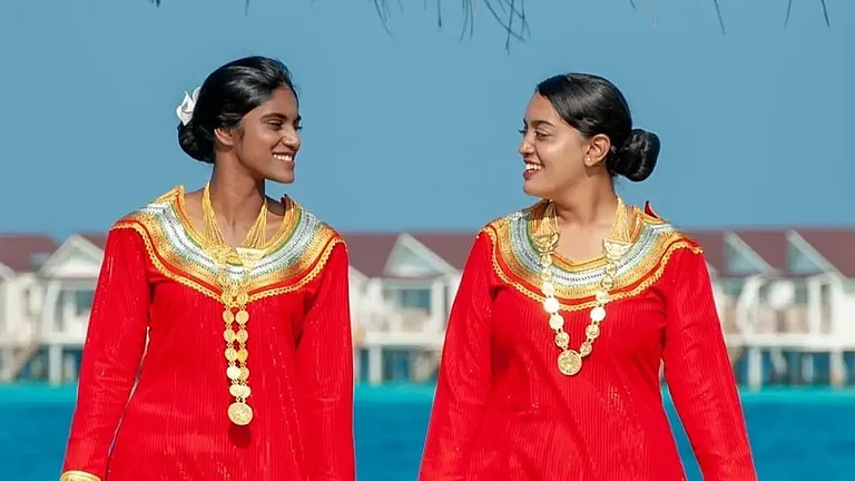 OBLU Select Lobigili women associates. - null