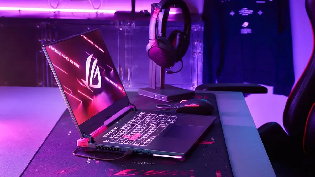 ROG Strix G15 Laptop.