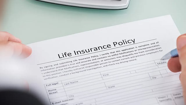 IRDAI Hikes Investment Limit For Insurance Company In BFSI Sector To 30%