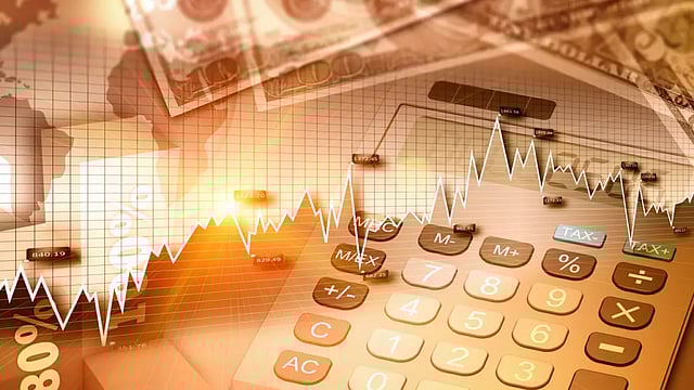 Japan's Quarterly Economy Contracts As Energy Prices Soar