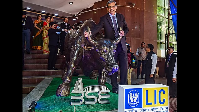 Weak LIC Listing Due To Volatile Markets; Investors Should Hold On To Stock: DIPAM Secretary